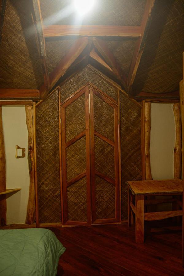 Tukulolo Treehouses Makaunga Екстер'єр фото