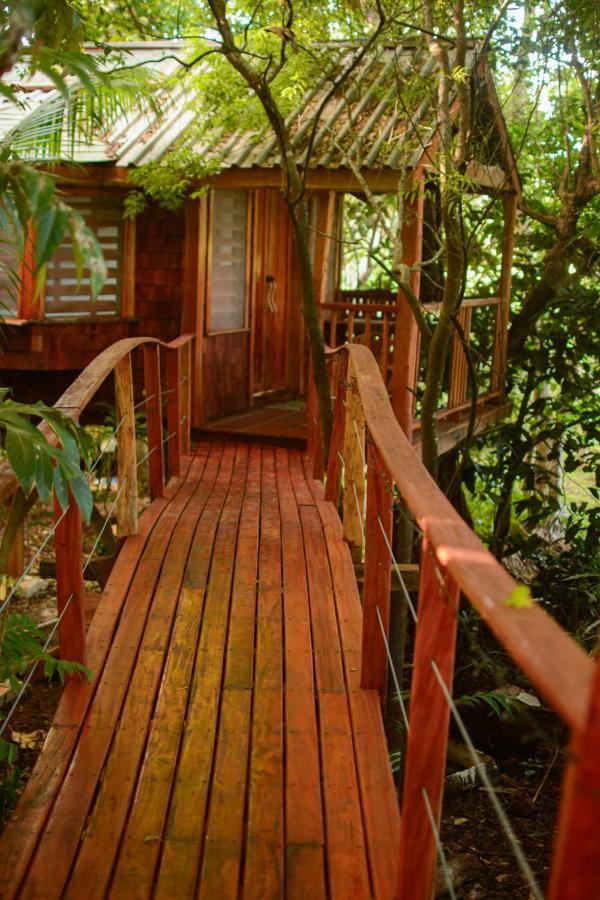 Tukulolo Treehouses Makaunga Екстер'єр фото