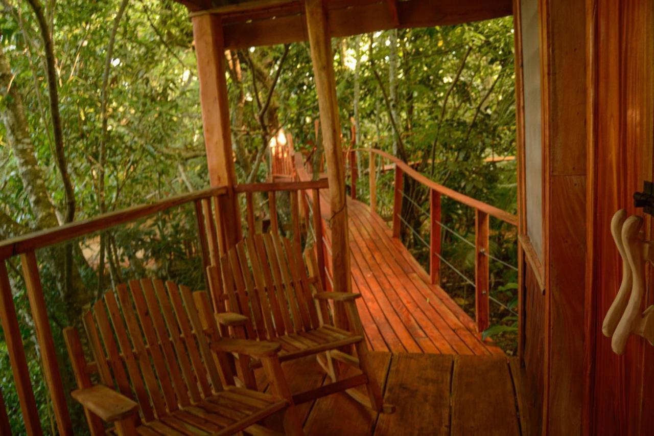 Tukulolo Treehouses Makaunga Екстер'єр фото