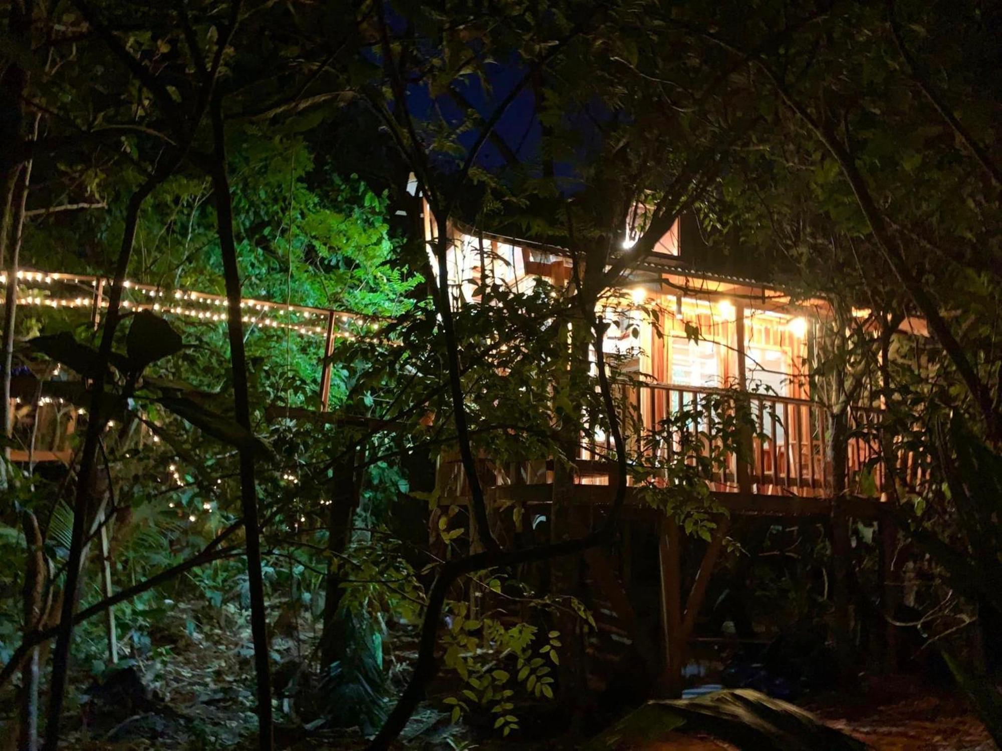 Tukulolo Treehouses Makaunga Екстер'єр фото