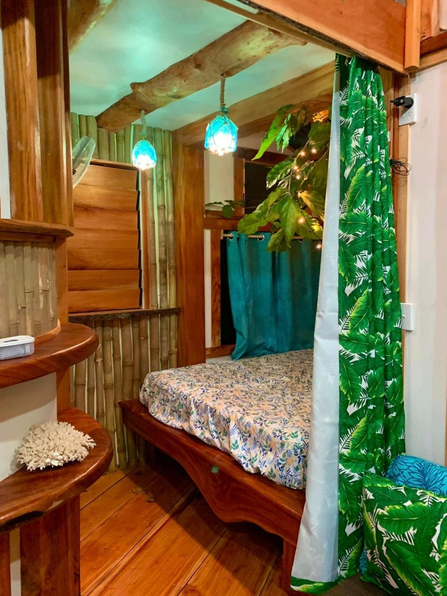 Tukulolo Treehouses Makaunga Екстер'єр фото