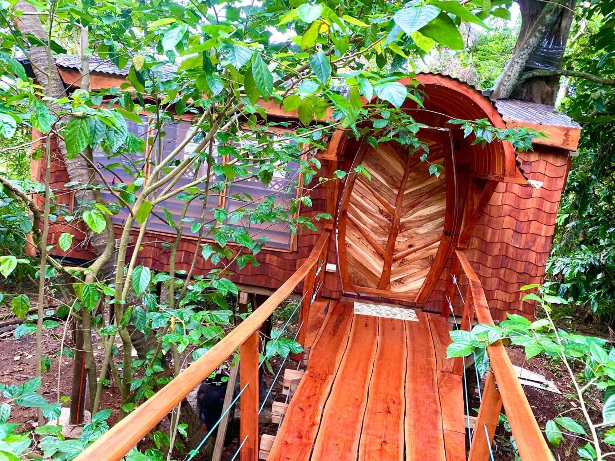 Tukulolo Treehouses Makaunga Екстер'єр фото